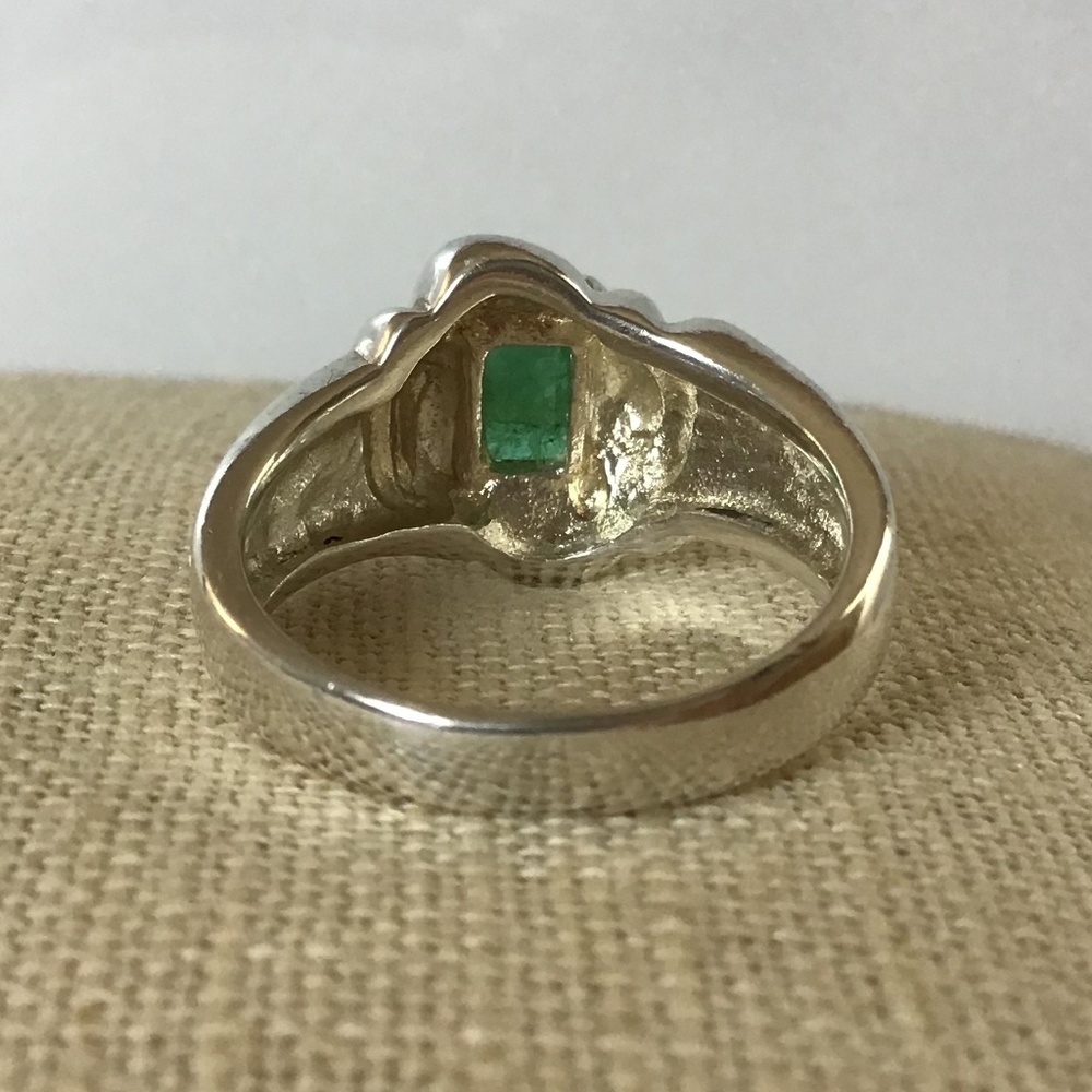 Vintage Ring Emerald & Sterling Silver Size 6 - Picture 5 of 10